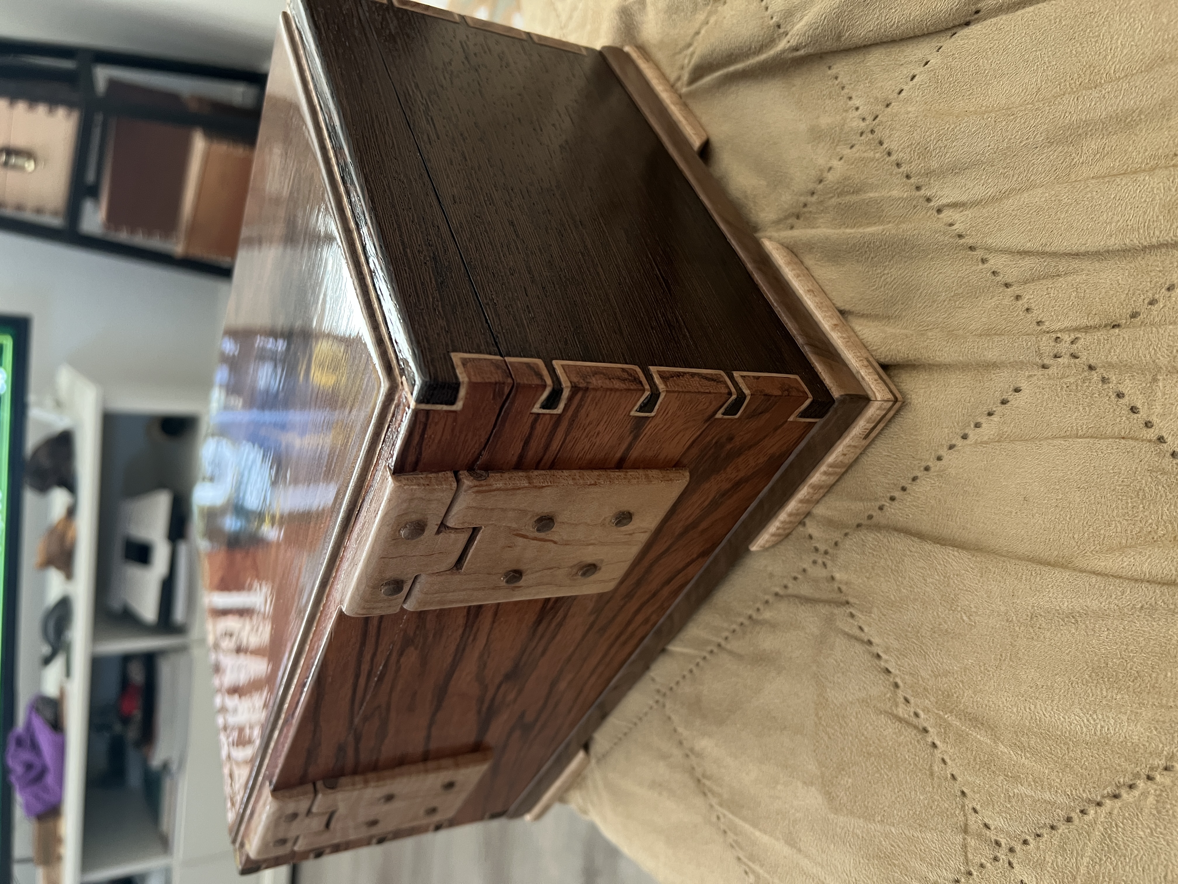Hinges 2